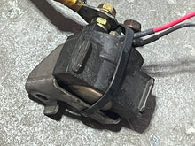 Cargar imagen en el visor de la galería, 50 40 hp Yamaha Mercury STARTER RELAY 6G1-81941-10-00 SOLENOID 825096 four stroke