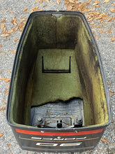 Lade das Bild in den Galerie-Viewer, 90 hp Force Marine 819364A7 TOP COWL ASSEMBLY two stroke outboard 1996 mercury