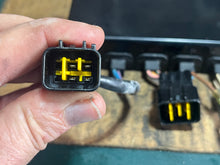 Load image into Gallery viewer, 200 hp Yamaha CDI UNIT CU2681 61H-85540-00-00 Two Stroke 1990-1993 150 175