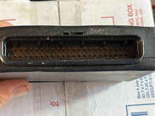 Cargar imagen en el visor de la galería, DF 115 hp Suzuki 33920-92j50 ECU control unit F8T96876 2001-2011 FOUR STROKE