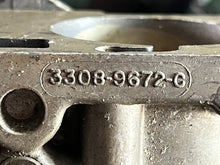 Cargar imagen en el visor de la galería, 175 hp Mercury CARBURETOR SET 9672A4 9672A5 9672A6 3308-9672-C two stroke V6