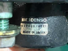 Cargar imagen en el visor de la galería, DT 225 200 175 150 hp Suzuki 37810-92E00 THROTTLE VALVE SENSOR ASSY 1987-2002 two stroke NLA OEM carburetor