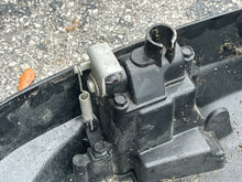 Cargar imagen en el visor de la galería, 225 200 hp Mercury Yamaha BOTTOM COWLING ASSY 888343T 69J-02 four stroke 2005-2010