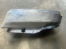 Cargar imagen en el visor de la galería, 150 175 200 hp Yamaha LOWER MOUNT COVER SET two stroke HPDI 2000-2008 68F-44553-00-4D 68F-44556-00-4D