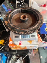 Lade das Bild in den Galerie-Viewer, 90 120 hp Force 9008A36 FLYWHEEL 97-tooth 1996-97 two stroke 261-9007-c2 43-817409 859234T31