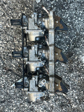 Load image into Gallery viewer, 90 75 hp Yamaha 6H1-14301-15-00 CARBURETOR set 14302 14303, 6H1-13641-02-94 MANIFOLD, 688-13610-00-00 REED VALVE two stroke 1985-1991