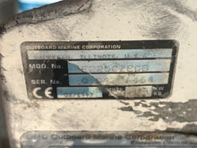Cargar imagen en el visor de la galería, 225 hp Johnson Evinrude 30” GEAR CASE ASSY lower unit 5001614 0438045 two stroke 1998 29.25 inch from water pump to driveshaft 150-250hp