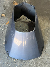 Lade das Bild in den Galerie-Viewer, 250 hp Yamaha bottom cowling APRON 60V-42741-00-8D Two Stroke HPDI 3.3 Liter 2003-2009 some compatibility 200 225 300 hp