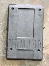 Cargar imagen en el visor de la galería, 250 hp Yamaha ELECTRICAL COVER 61A-85532-00-00 Two Stroke OX66 some 200 225 hp