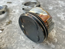 Cargar imagen en el visor de la galería, BF 225 200 hp Honda PISTON 13101-ZY3-A00 PIN 13111-PEA-000 CONNECTING ROD 13210-R70-A00 four stroke 2006-later