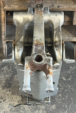 Cargar imagen en el visor de la galería, BF 150 135 hp 50201-ZW1-040ZA SWIVEL CASE 1999-2007+ 50100-ZY6-000 steering arm mounting frame & mount bracket four stroke