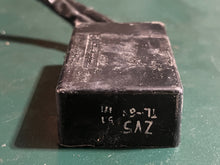 Cargar imagen en el visor de la galería, BF 50 40 hp Honda 34310-ZV5-821 TRIM CONTROL UNIT relay FOUR STROKE 1997-2002 nla  BAYS BAZS BAZL outboard