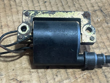 Cargar imagen en el visor de la galería, 40 50 hp Nissan Tohatsu 325664700 IGNITION COIL 6” boot cable 1986 two stroke