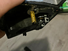 Load image into Gallery viewer, 90 hp Johnson Evinrude CARBURETOR SET two stroke 1982 v4 328811 327889 393770 393769 56C JETS