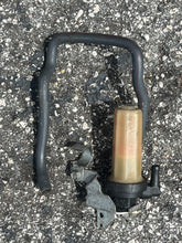 Cargar imagen en el visor de la galería, f 90 hp Yamaha FUEL FILTER water separator 68V-24560-01-00 four stroke 2005 50 - 115 hp