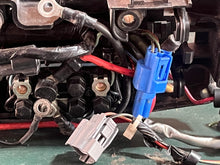 Load image into Gallery viewer, f 115 hp Yamaha BRACKET 68V-81948-00-00, POWER TRIM RELAY 68V-8195B-01-00 2004-2011, RELAY 68V-8194A-00-00, WIRE HARNESS ASSY 68V-82590-20-00 2002-2003