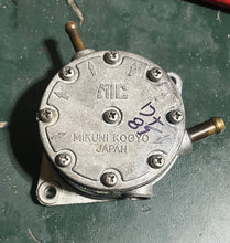 Load image into Gallery viewer, DT 85 75 hp Suzuki FUEL PUMP 15100-95512 15100-95513 two stroke 1983-1987