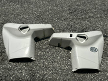 Cargar imagen en el visor de la galería, 60 hp Evinrude E-tec 5008667 5008666 Lower Motor Cover Assembly ,I2 Port & Strbd White LMC two stroke