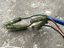 Lade das Bild in den Galerie-Viewer, 40 HP Yamaha 6A0-85560-A2-00 Base ASSEMBLY coil TWO STROKE 1990-1997