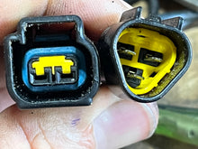 Load image into Gallery viewer, 50 40 hp Yamaha OEM BASE ASSY 63D-85560-10-00 stator trigger Two Stroke 2000-2005