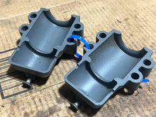 Load image into Gallery viewer, DF 70 60 hp Suzuki 54160-87E11 LOWER MOTOR MOUNT 1998-2009 four stroke 54166-87E00 LOWER MOUNT BOLT & cover