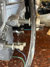 Load image into Gallery viewer, 90 85 75 hp Yamaha POWER TRIM & TILT ASSY 6H1-43800-15-4D 6H1-15 two stroke 1997-2001 some 80 70 60 compatibility