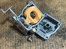 Lade das Bild in den Galerie-Viewer, 60 HP Mercury ELPTO ELHLPTO 3301-824854-C P 3301-821946A Bottom Carburetor WME 28-3 TWO STROKE