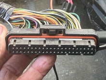 Load image into Gallery viewer, f 225 200 hp Yamaha engine WIRE HARNESS 69J-82590-30-00 69J-30 four stroke 2003