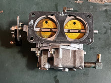 Load image into Gallery viewer, 225 200 hp Mercury CARBURETOR SET WM-47 3311-818639A12 818639A13 818639A14 two stroke 3.0 liter CLEAN - NEED NEW BOWL GASKETS