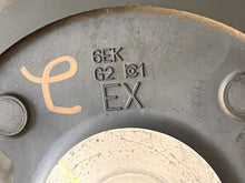 Load image into Gallery viewer, f 115 hp Yamaha GEAR pulley #2 6EK-11567-00-00 four stroke 2014-2025 some 130 hp