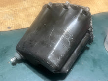 Load image into Gallery viewer, BF 50 40 hp Honda 11311-ZV5-030ZA oil pan 1997-2007 four stroke outboards