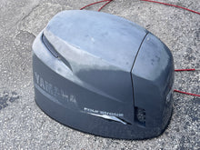 Cargar imagen en el visor de la galería, f 115 hp Yamaha TOP COWLING engine cover 68V-42610-10-8D four stroke 2002-2011 68V-42610-14-00 68V-42610-13-00 68V-42610-12-00 68V-42610-12-8D 68V-42610-11-8D 68V-42610-10-8D