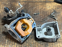 Load image into Gallery viewer, 115 hp Mercury WME 51 824902A5 824902A6 824902A7 824902A8 3301-824902-c Carburetor Set two stroke four cylinder