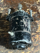 Lade das Bild in den Galerie-Viewer, 70 60 50 hp Tohatsu Nissan STARTER MOTOR 353760101 two stroke 1986-2010