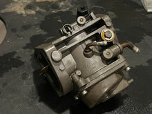 Cargar imagen en el visor de la galería, BF 90 hp Honda CARBURETOR ASSY 16100-ZW1-G02ZA four stroke 1997-2000, #1-3 16101-ZW1-G02, #4 16102-ZW1-G02