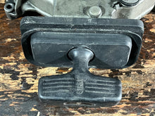 Cargar imagen en el visor de la galería, BF 9.9 15 hp Honda RECOIL STARTER 28400-ZV4-023 four stroke pull start pre-1997-2002