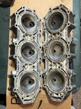 Load image into Gallery viewer, DT 150 200 hp Suzuki cylinder head Super Six V6 CYLINDER HEAD COVER left & right TWO STROKE