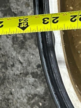 Cargar imagen en el visor de la galería, 115 HP Yamaha Cowling engine cover 6E5-42610-41-EK two stroke 84-89 nla outboard