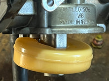 Lade das Bild in den Galerie-Viewer, sold ebay aug2024——90 hp Force Tillotson WB 131a 132a Carburetor Set 828307 828308 two stroke outboard 1996-1997