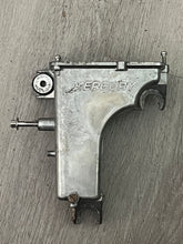 Cargar imagen en el visor de la galería, 60 50 40 hp Mercury VST CHAMBER 883211T1 892267A54 Fuel Bowl Kit four stroke EFI