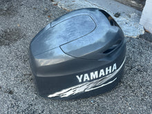 Cargar imagen en el visor de la galería, 150 hp Yamaha hpdi TOP COWLING engine cover 68F-42610-50-4D 68L-42610-50-4D 68H-42610-50-4D two stroke