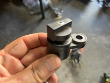 Cargar imagen en el visor de la galería, DT 65 55 hp Suzuki IDLE TIMING SWITCH 37920-94710 two stroke 1988-1997