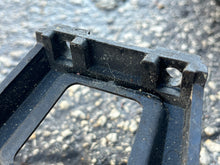 Cargar imagen en el visor de la galería, 115 130 150 175 200 hp Yamaha 6E5-81337-01-00 6E5-81337-00-00 two stroke 1984-1999 some compatibility with 150 175 200 hp NO GROMMETS