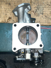Load image into Gallery viewer, BF 225 Hp Honda 16400-zy3-a01 Throttle Body assy pre1997-2007+ four stroke 200 250 hp