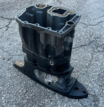 Load image into Gallery viewer, DF 140 115 100 90 hp Suzuki 11501-90J04-0EP OIL PAN 20” DRIVE SHAFT HOUSING 52111-90J12-0EP 2002-2014