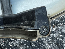 Lade das Bild in den Galerie-Viewer, BF 150 135 115 hp Honda 63716-zy6-010za lower side cover PORT Bottom Cowl