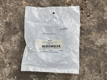 Cargar imagen en el visor de la galería, OMC Cobra 911751 Cover Nut Upper U Joint Yoke 81751 18-3768 COVER NUT Cobra Drives 115 (1994-97), 232 (1987-90), 252 (1986) 262 (1989), 302 (1987)