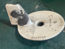 Cargar imagen en el visor de la galería, 90 - 250 hp Johnson Evinrude 327640 327842 327840 TRIM TAB two stroke