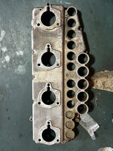 Lade das Bild in den Galerie-Viewer, DT 115 140 hp Suzuki intake AIR SILENCER 13811-94501 COVER 13812-94502 two stroke 1981-82