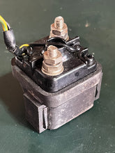 Lade das Bild in den Galerie-Viewer, Hitachi A104-104 RELAY 12 volt Solenoid two stroke outboard